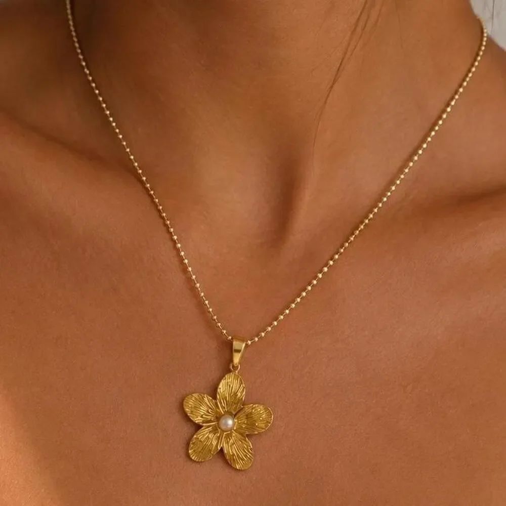 Flower pearl necklace D43